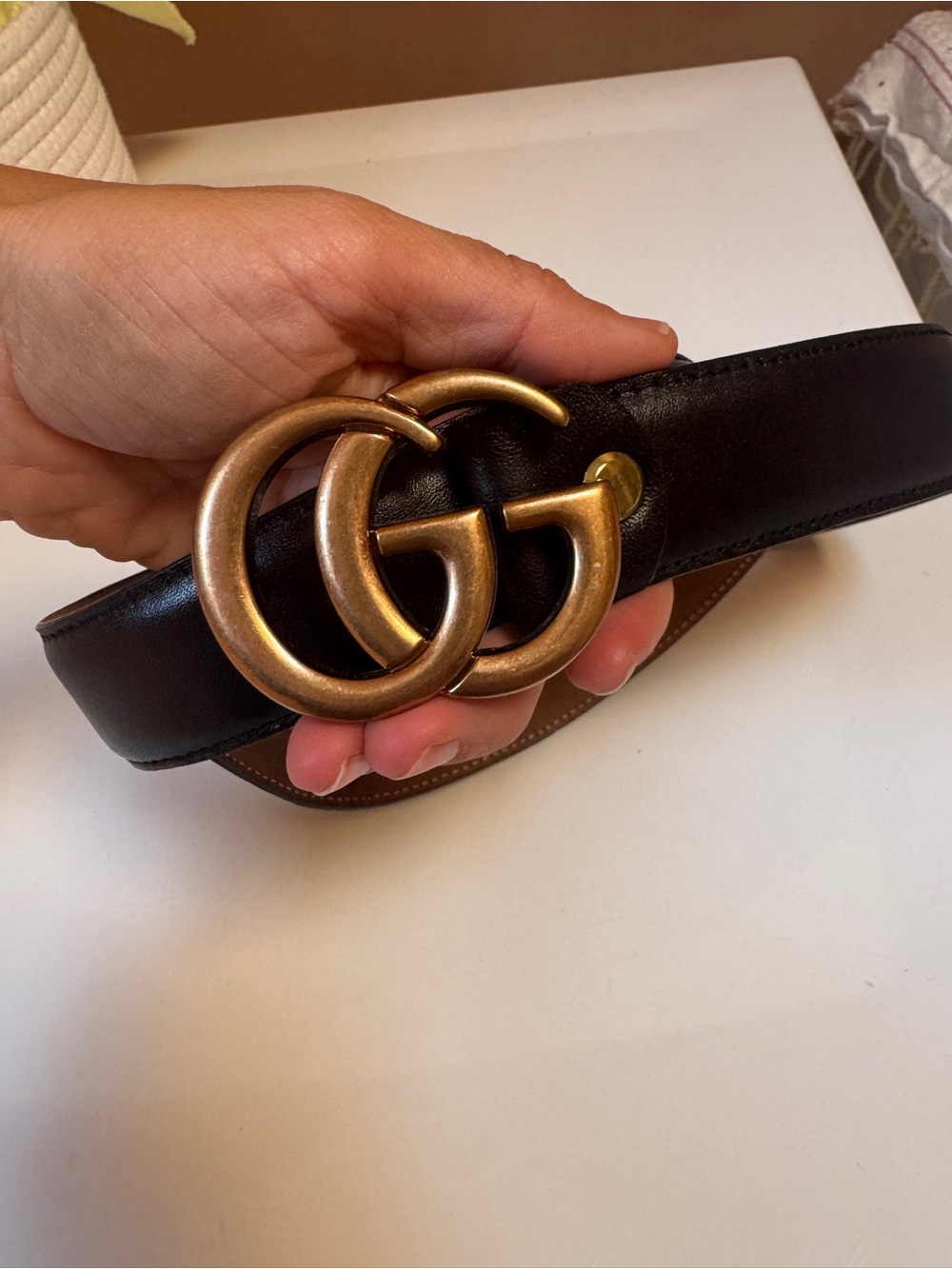 Gucci Brown Leather Belt with Antiqued Gold Double G Buckle - Picture 2 of 3